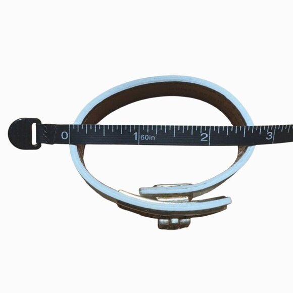 Gancini Buckle White Italian Leather Bracelet Classic Gold-Tone Padlock Closure - Picture 8 of 8